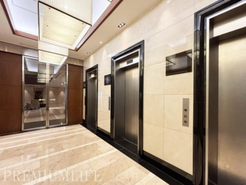 �@�d���ו���x�r�[�J�[�̈ړ����X���[�Y�ȃG���x�[�^�[����